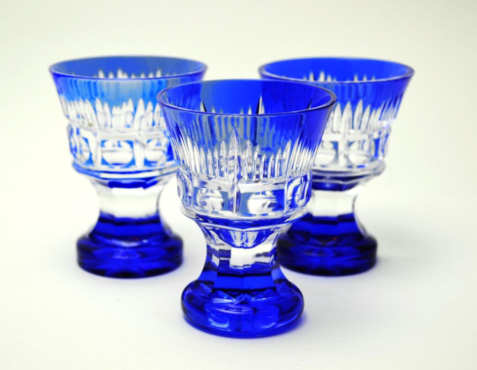 Немецкий цветной хрусталь – всегда хороший аппетит и отличное настроение