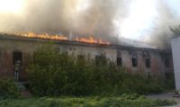 Более 100 человек эвакуировали из загоревшейся барнаульской поликлиники