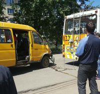 Гонки маршруток в Рубцовске привели к массовой аварии
