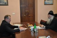 Новоиспеченный алтайский думец передал на «дела божьи» часть бюджета АКЗС