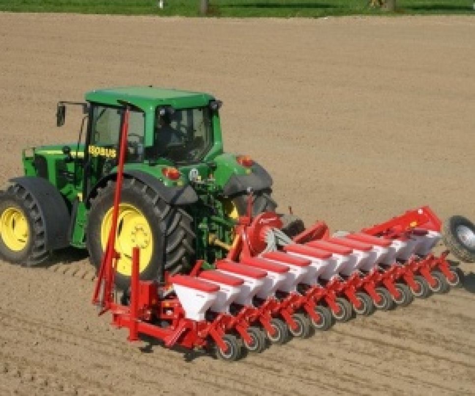 Почему выгодней покупать новую сельскохозяйственную технику