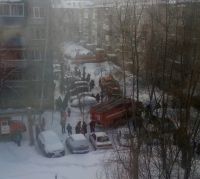 Жильцов барнаульской пятиэтажки эвакуировали из-за горящего электрооборудования