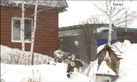 Барнаульскую семью вынуждают снести дом, который «покусился» на чужой участок