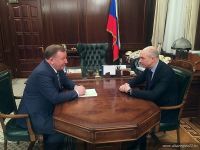 Александр Карлин вслед за президентом пообещал рекордно «накачать» зарплаты врачей