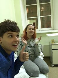 Пострадавшая от взрыва 15-летняя Александра