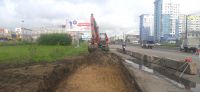 Дорожники уже частично сняли грунт и разровняли площадку