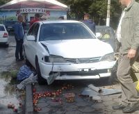 Иномарка сбила пешехода на барнаульском рынке