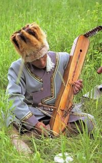 Копия скифской арфы