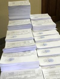 Листы со списками пострадавших