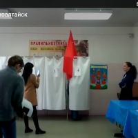 Коммунисты решили устроить из выборов представление