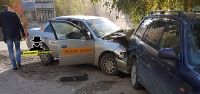 Автомобиль такси въехал в иномарку