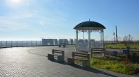 Уже примерно через месяц присесть на склоне будет некуда