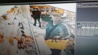 Барнаульца заметили у прилавка с колбасой