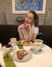 «Не верю, что уезжаю из Украины...» - так Мотузная прокомментировала свой очередной отъезд