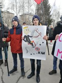 Тема ограничений в Сети молодых людей беспокоит молодежь не менее сильно, чем репрессии