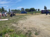 Граждане следят за ходом операции