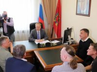 Встал совсем не шуточный вопрос