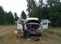 Машину пытаются привести в чувство