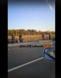 От удара машины улетели в кювет