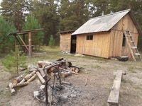 Строение явно не предназначено для охраны
