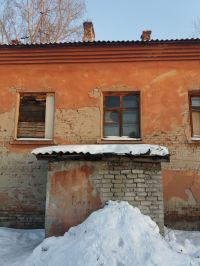 Аварийный дом