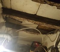 Обвалившаяся крыша