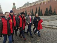 Сергей Матасов с Максимом Сурайкиным и однопартийцами
