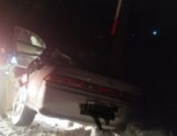 Переднюю часть авто почти полностью смяло