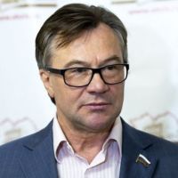 Сберечь и приумножить: алтайские парламентарии поделились своими трактовками президентского послания