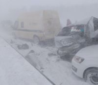 Среди участников аварии — автомобиль одного из банков