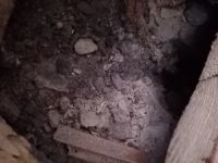 Такие дыры под полом в квартире