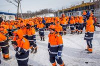 Несколько сотен людей не вышли на работу