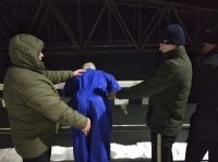 Обвиняемые показали следователям сброс тела с моста при покушении на убийство в алтайском райцентре