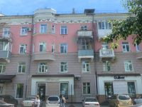 Темные пятна на месте демонтированных декоративных элементов