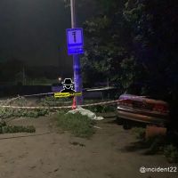 Участок аварии огородили