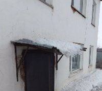 Наледь тоже никто не чистил