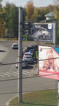 Лихача задержали совместными усилиями