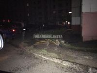 От удара ограждение вывернуло из земли