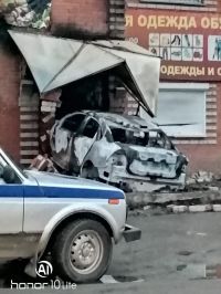 От авто остался только каркас