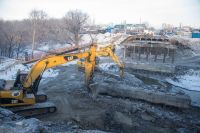 Работы на Челюскинцев идут полным ходом