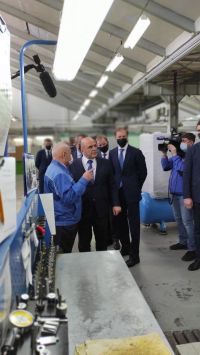 Премьер-министр на АЗПИ