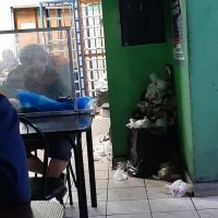 На заводе заявили, что помещения регулярно прибирают