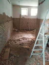 Отделкой пока и не пахнет