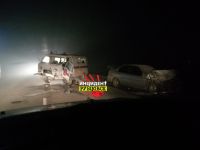 Машину медиков сильно смяло