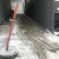 Спуск действительно не внушает уверенности в его безопасности