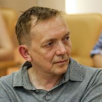 «Учителей нет, терпите»: родители и педагоги высказались о проблемах школьного образования