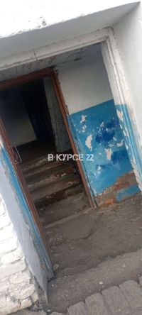 А так выглядит вход в подъезд дома