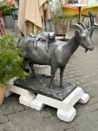 Новая скульптура Николы Питерского