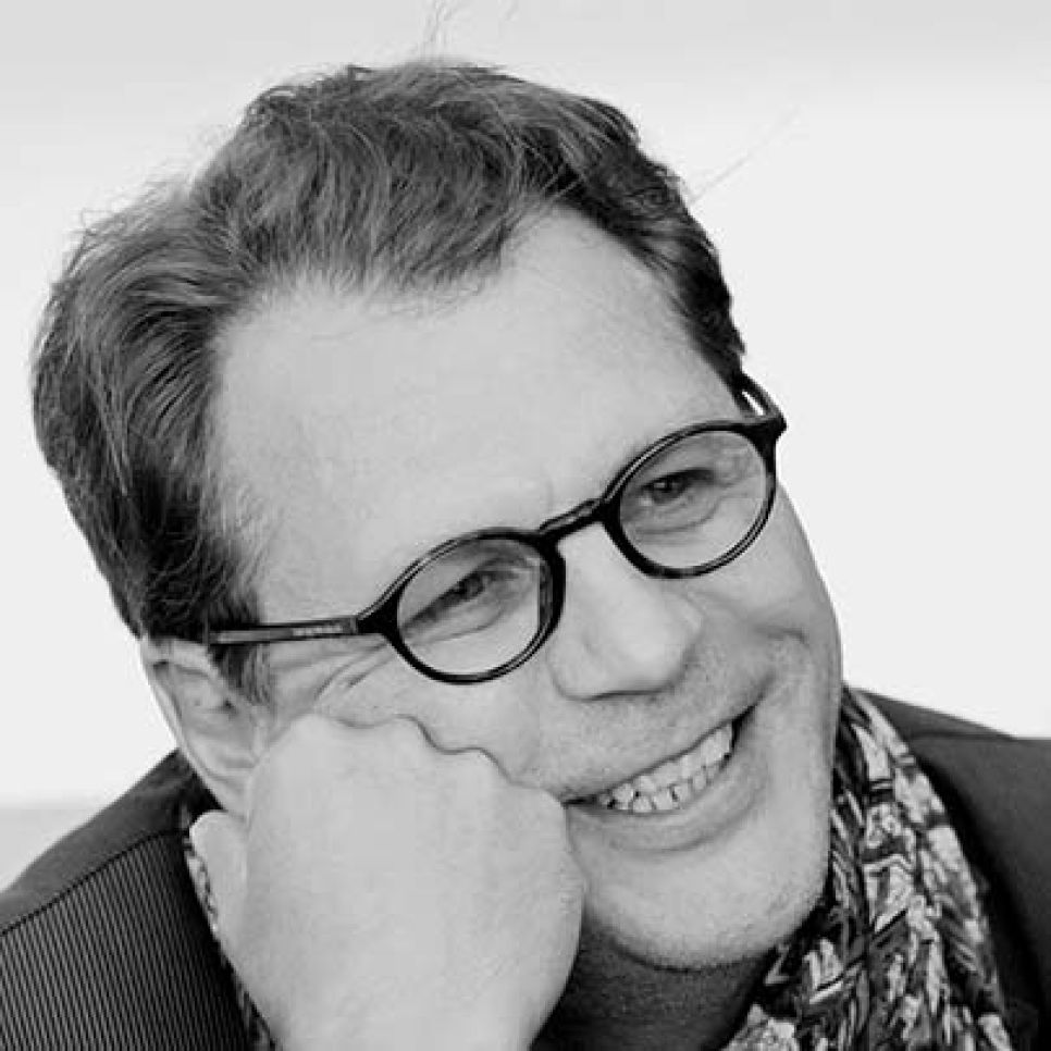 «Неприкрытая и благовидная пошлость»: где проходит грань между искусством и оскорблением?