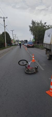 В Барнауле автомобилист насмерть сбил школьницу и скрылся